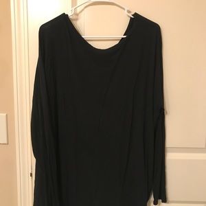 Black piko shirt